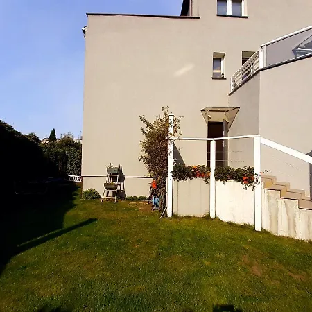 Apartament Z Ogrodem 格丁尼亚