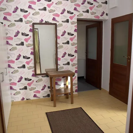 Apartament Z Ogrodem 公寓 *